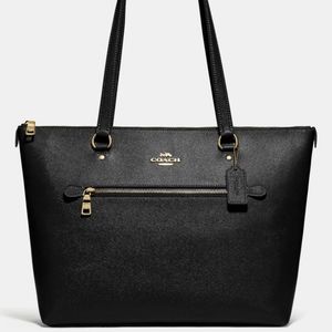 Coach Gallery Tote Black Shoulder bag